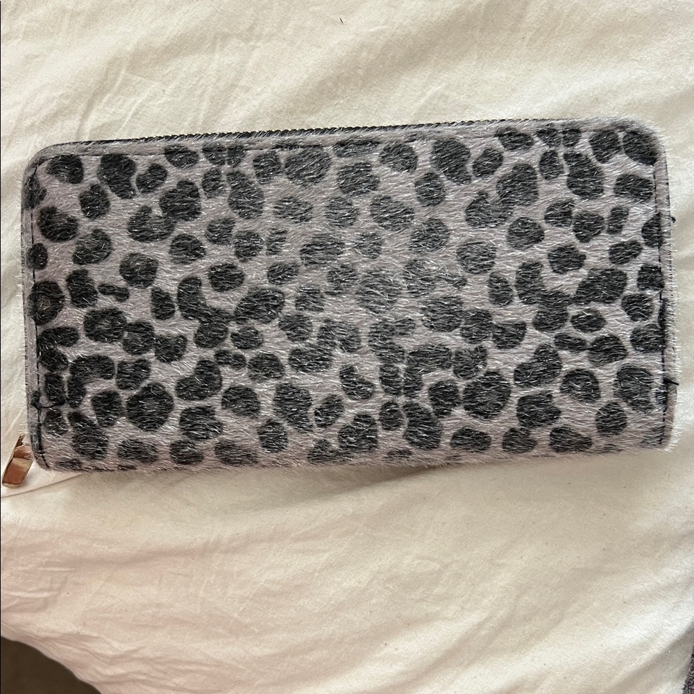 Chic Leopard Print Women's Wallet